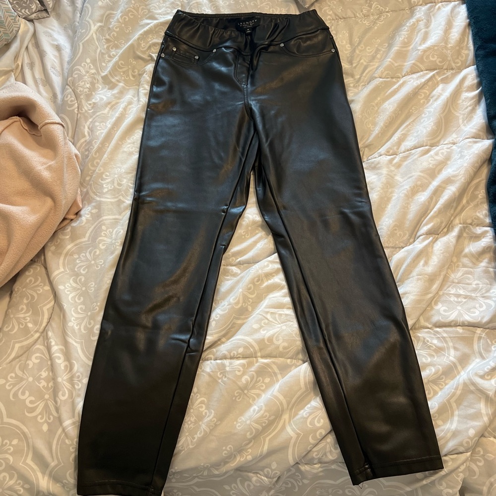 Leather skinny pants